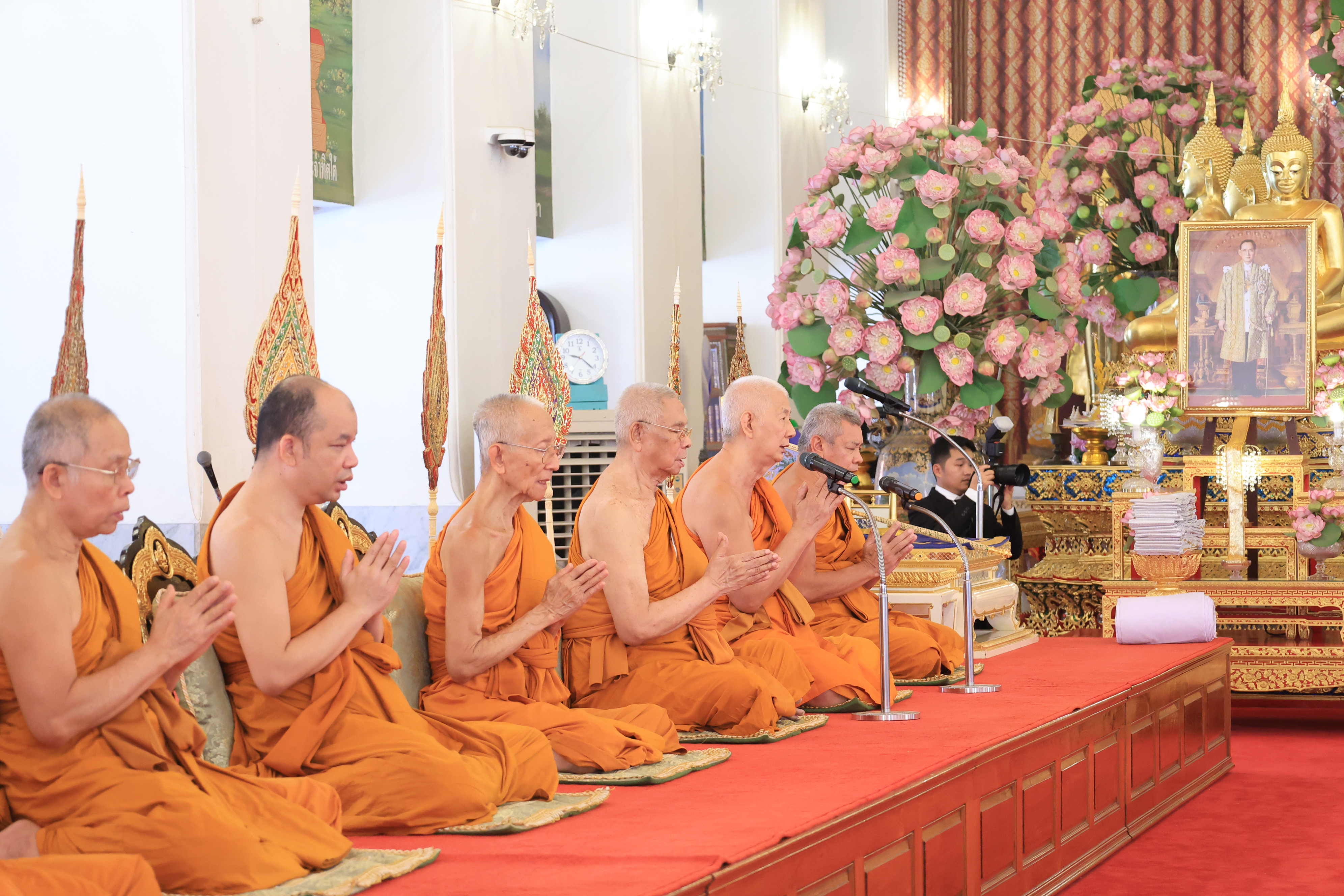 title - ส.ป.ก. ร่วมพิธีบำเพ็ญกุศลสตมวาร ครบ 100 วัน เพื่ออุทิศถวายพระราชกุศลแด่สมเด็จพระนางเจ้าสิริกิติ์ พระบรมราชินีนาถ พระบรมราชชนนีพันปีหลวง